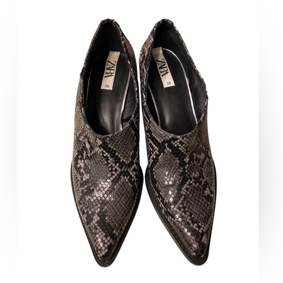 ZARA animal print cowboy heeled ankle boot - Picture 2 of 6